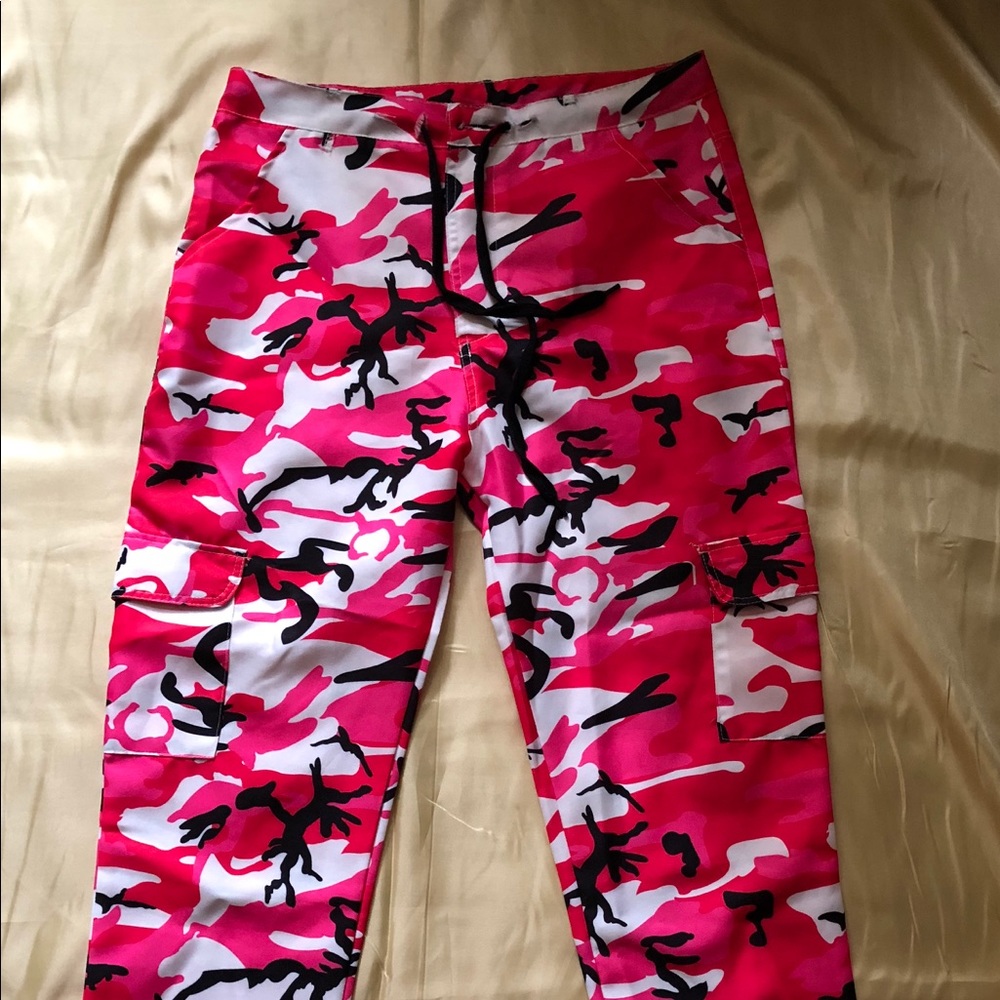 Pink camouflage pants